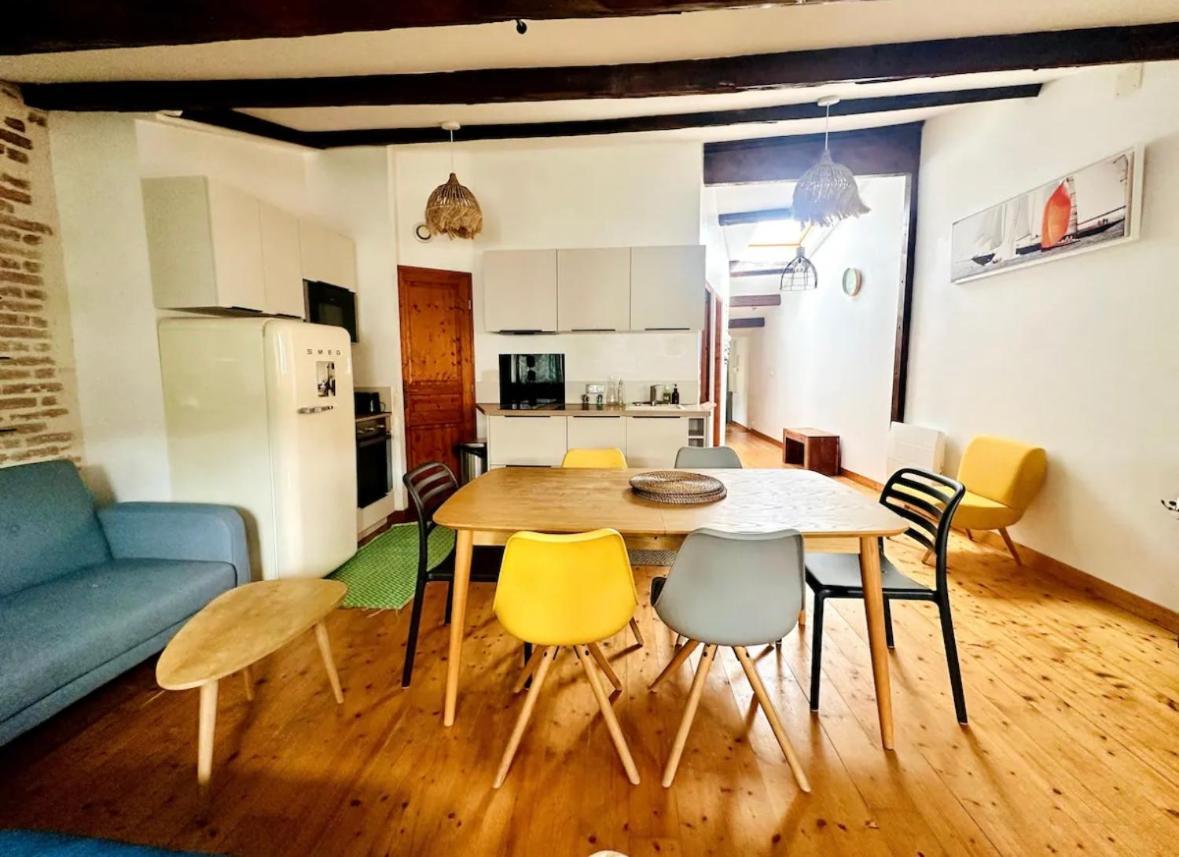 Appartement 3 Pieces Sur Le Vieux Port, Plein Centre La Rochelle  Buitenkant foto