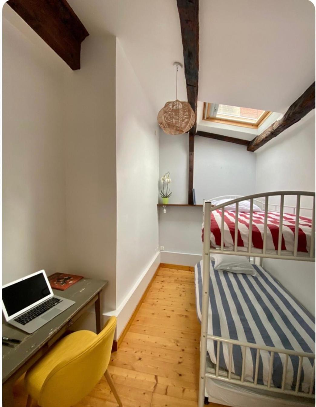 Appartement 3 Pieces Sur Le Vieux Port, Plein Centre La Rochelle  Buitenkant foto
